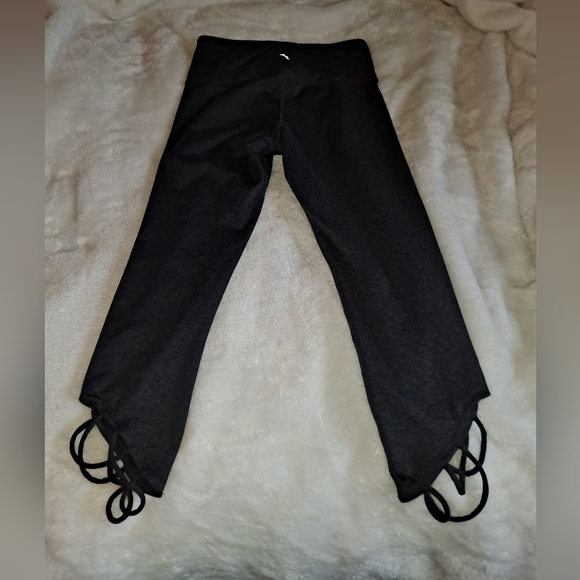 JoyLab Capri Leggings - Picture 3 of 3